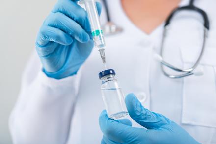 Koronavírus vakcina április 28